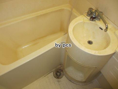 3点ユニットバスの汚れの写真01